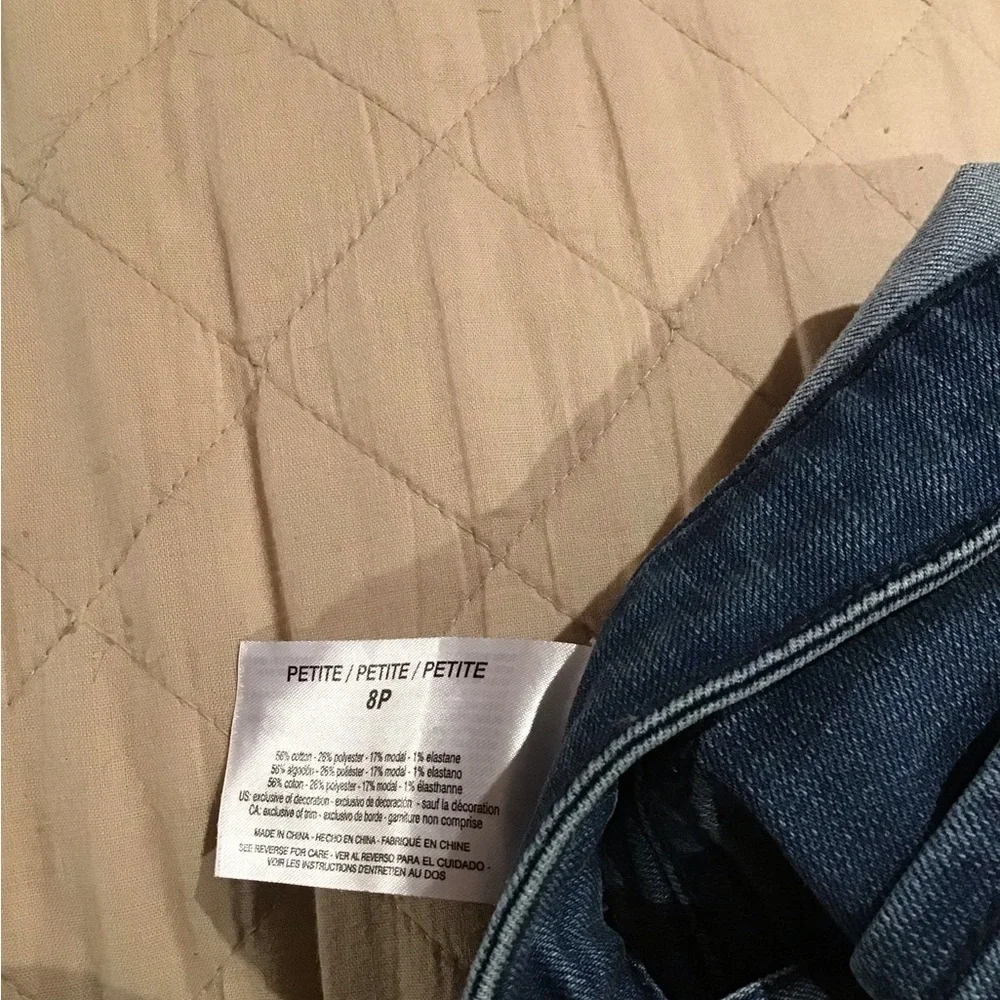 Martha Stewart Faux Pearl Side Studded Jeans. - Picture 4 of 5